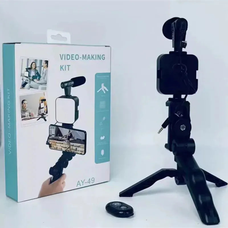 Mobile Vlogging Kit – LED Video Light, Lavalier Microphone & Mini Tripod for Smartphones